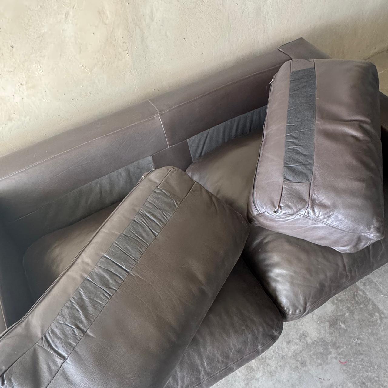 LEATHER COUCH