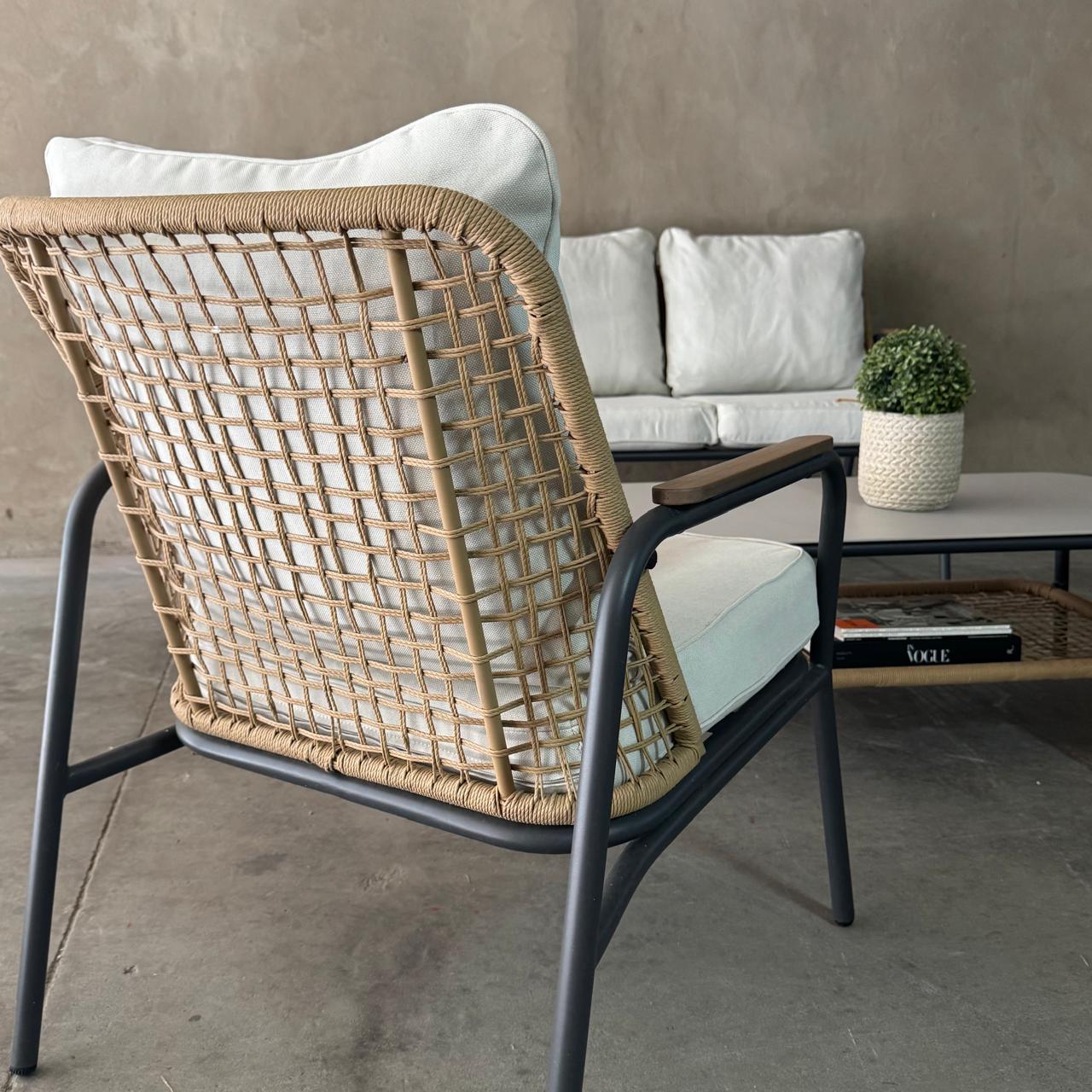 4 SEATER PATIO SET