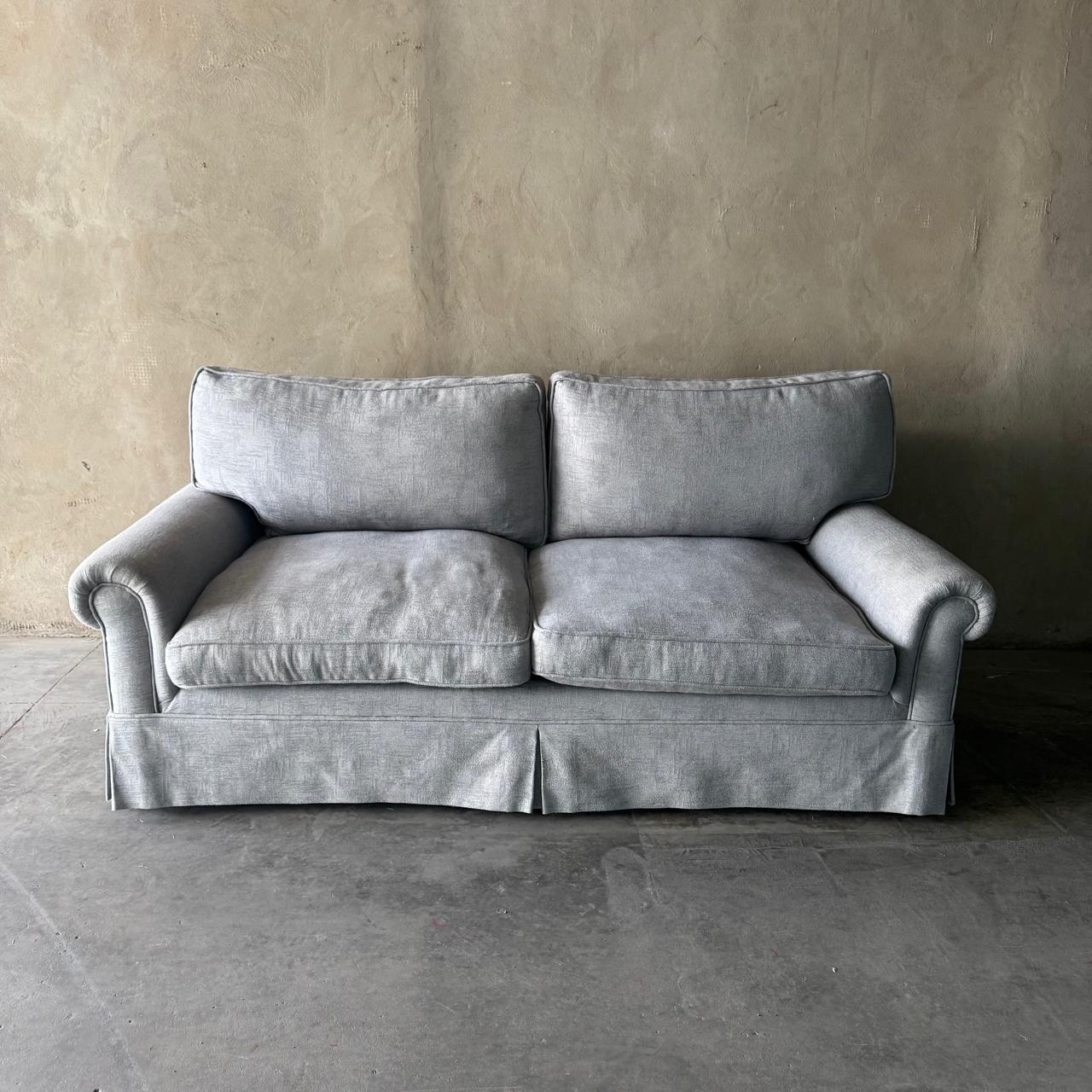 LIGHT GREY 2 SEATER COUCH