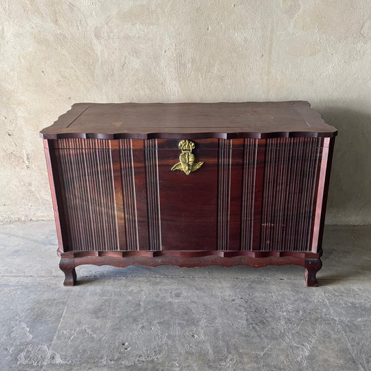 ANTIQUE CHEST
