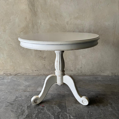 ANTIQUE TABLE WHITE WASHED