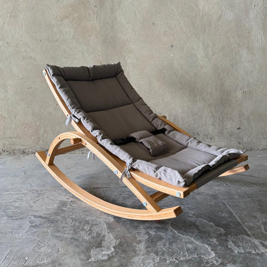 BABY ROCKING CHAIR