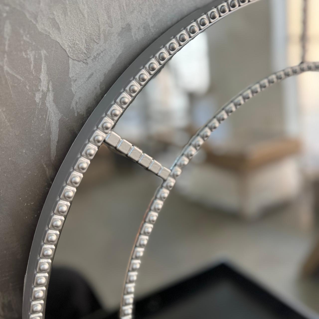 ROUND SILVER BEADED MIRROR