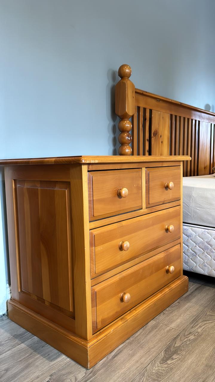 PINE CHEST OF DRAWERS