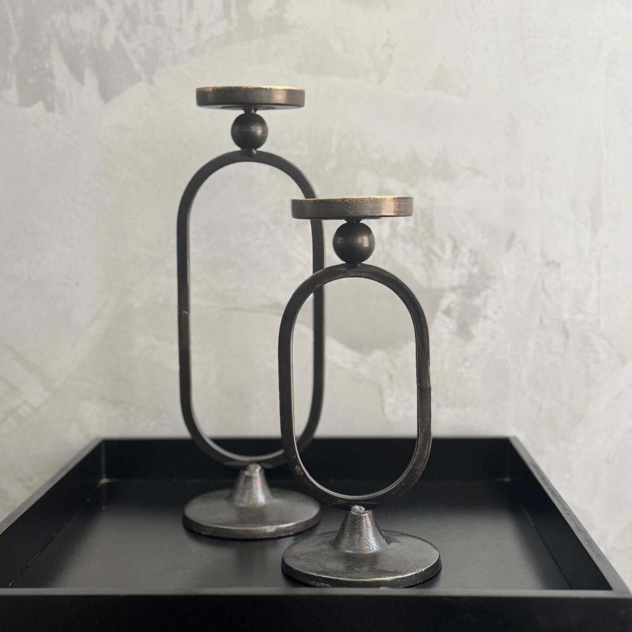 BLACK CANDLE HOLDERS SET