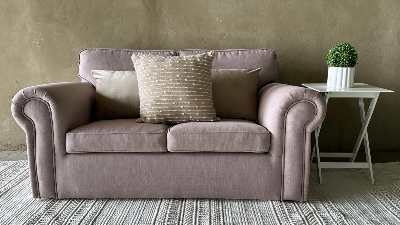 2 SEATER CUSTOM COUCH