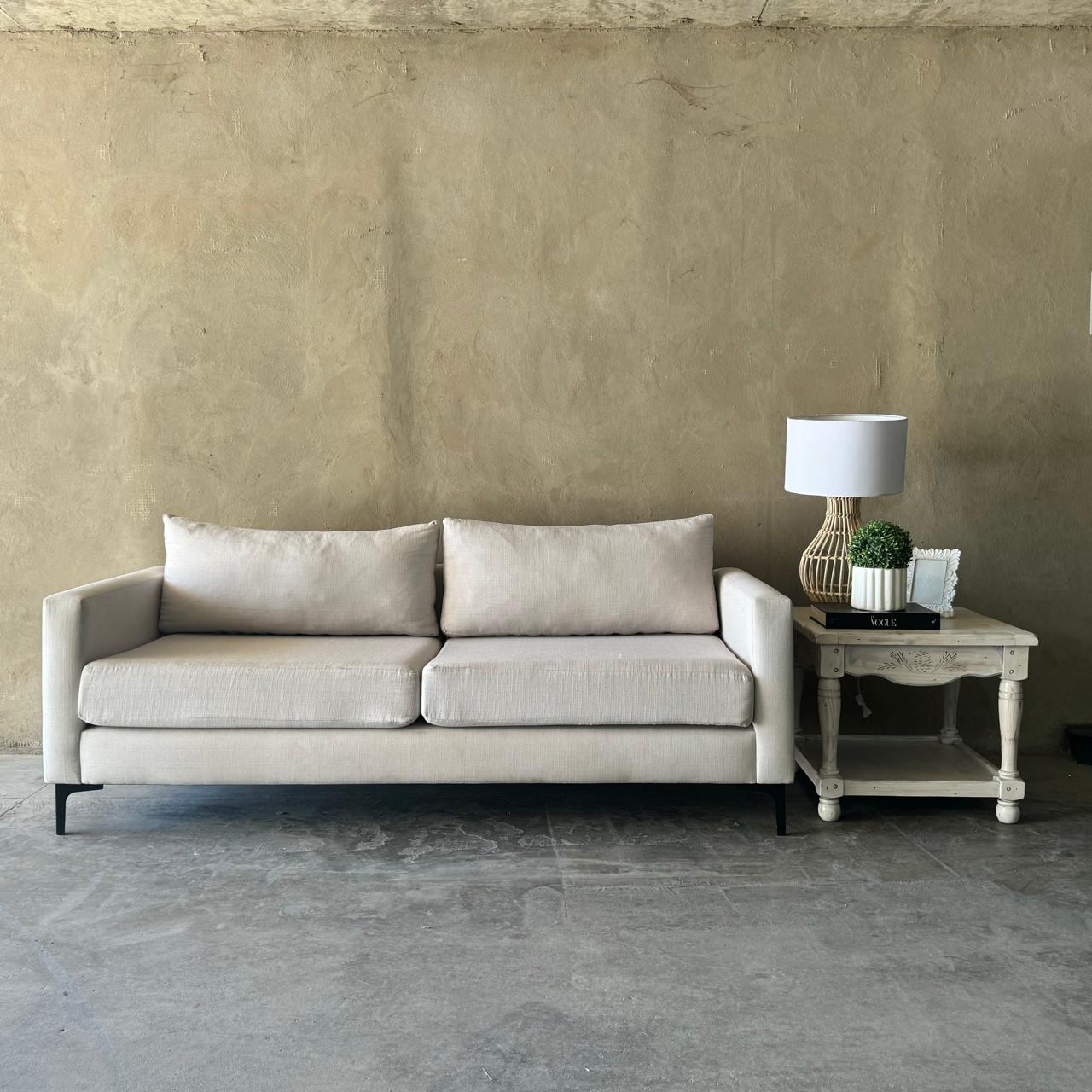 BEAUTIFUL MODERN COUCH