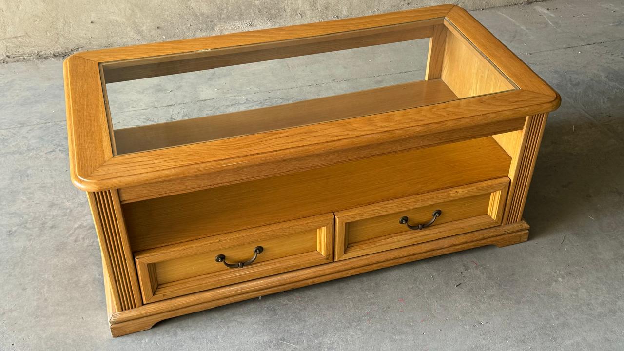 OAK COFFEE TABLE