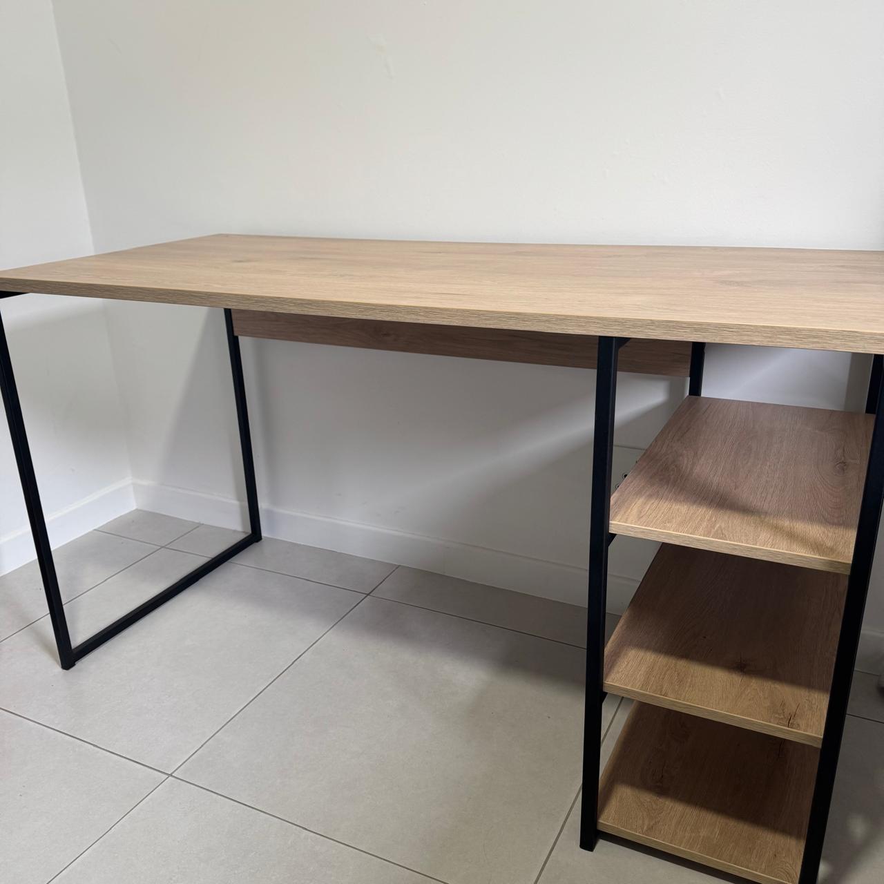 OFFICE DESK