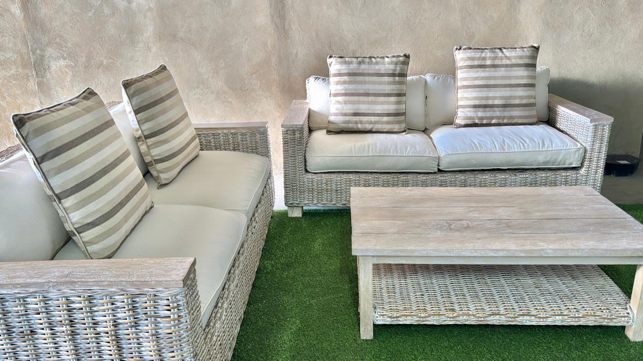 WHITE WASHED WICKER PATIO SET