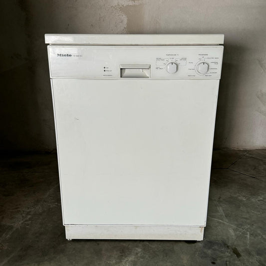 DISH WASHER