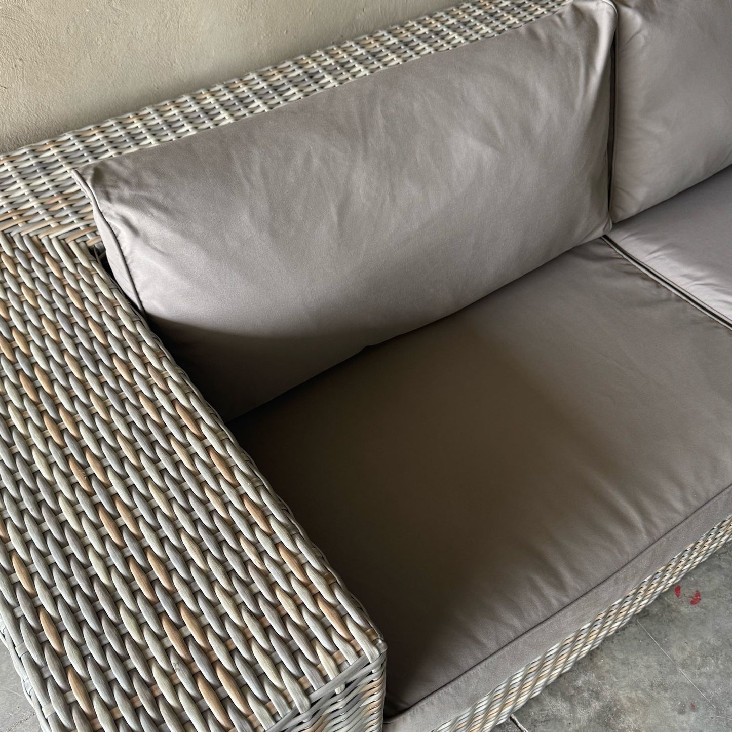 PATIO WAREHOUSE WICKER SET