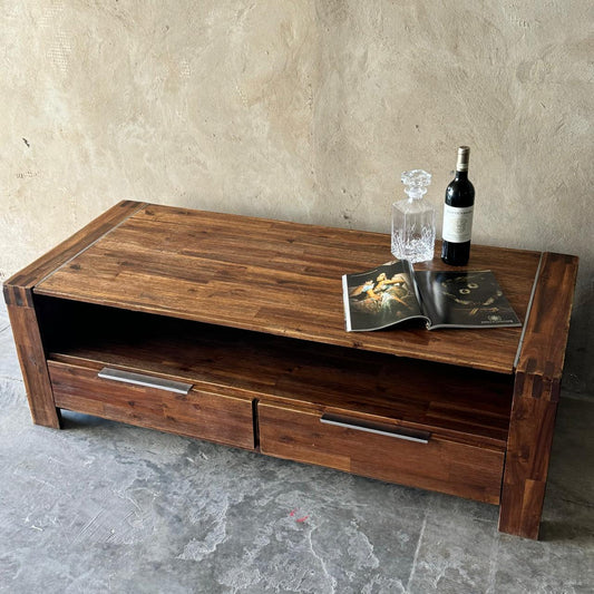 SOLID WOOD COFFEE TABLE